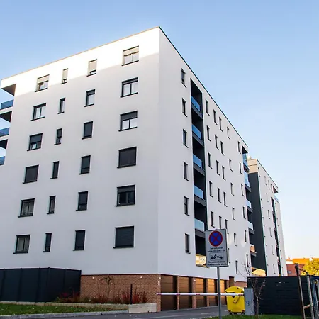 Flexible Selfcheckins 63 - Zagreb - Loggia - Brand New Appartement Buitenkant foto