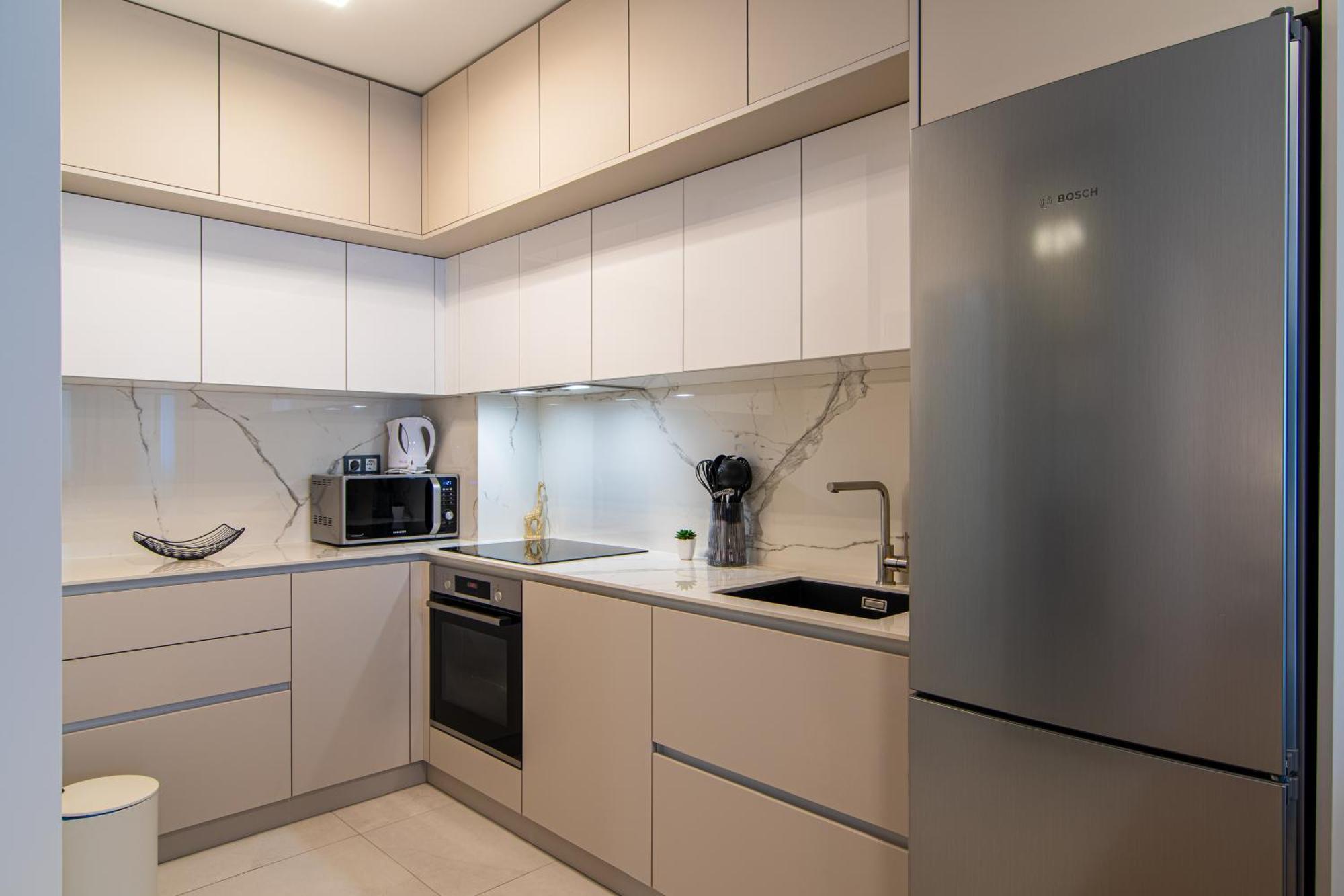 Apartment Flexible Selfcheckins 63 - - Loggia - Brand New *